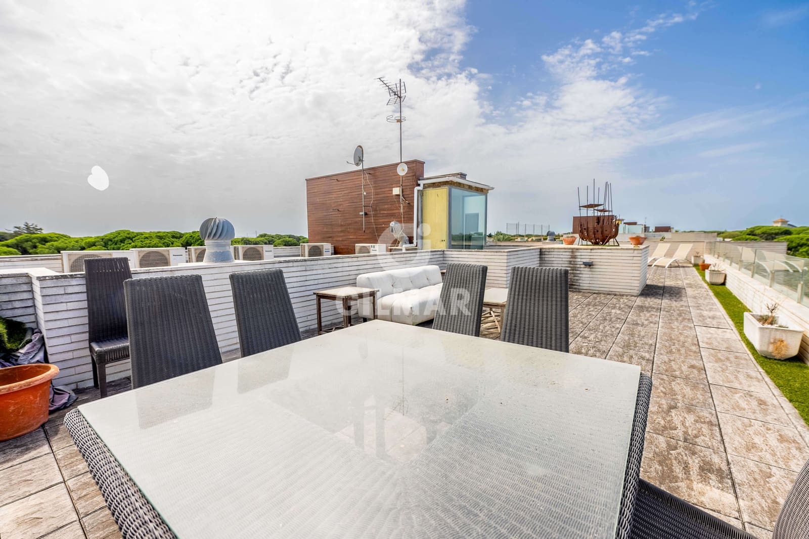 5 makuuhuone Kattohuoneisto myytävänä paikassa El Puerto de Santa Maria mukana uima-altaan 
autotalli - 1 280 000 € (Ref: 9275252)