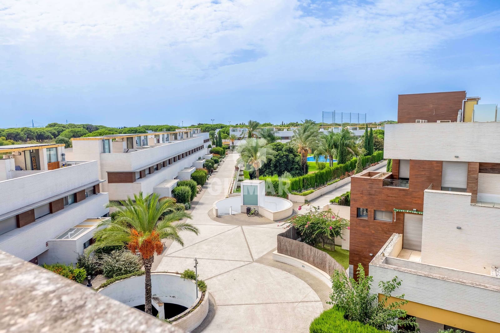 5 makuuhuone Kattohuoneisto myytävänä paikassa El Puerto de Santa Maria mukana uima-altaan 
autotalli - 1 280 000 € (Ref: 9275252)