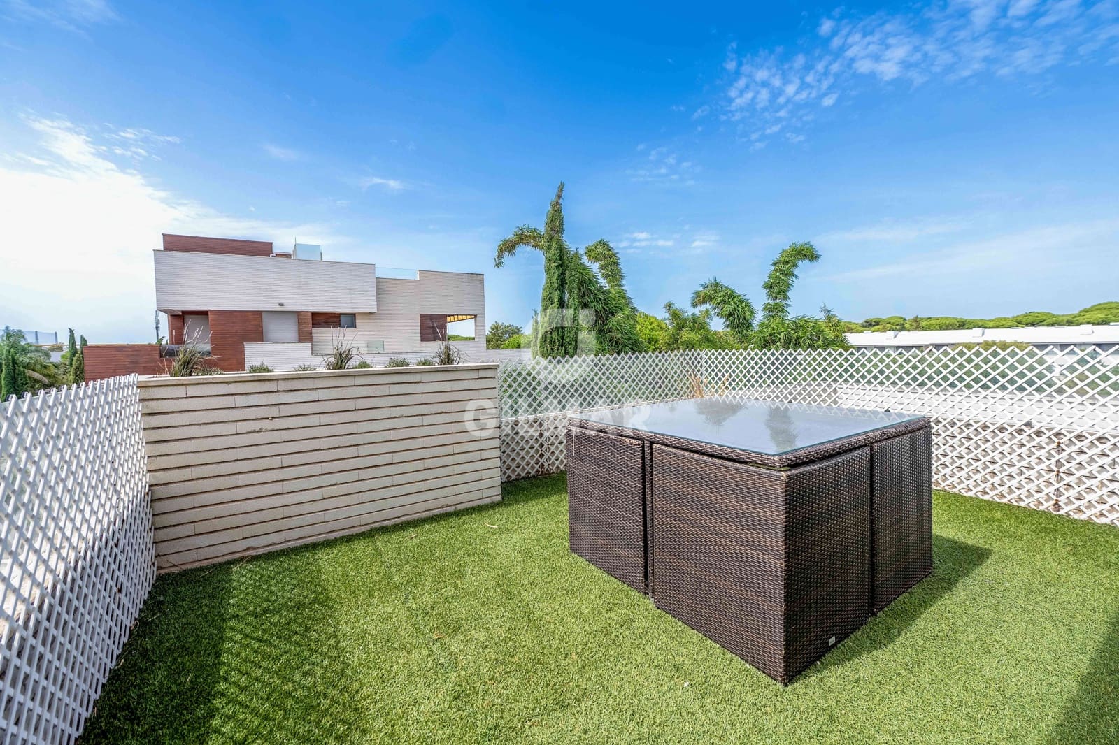 5 makuuhuone Kattohuoneisto myytävänä paikassa El Puerto de Santa Maria mukana uima-altaan 
autotalli - 1 280 000 € (Ref: 9275252)