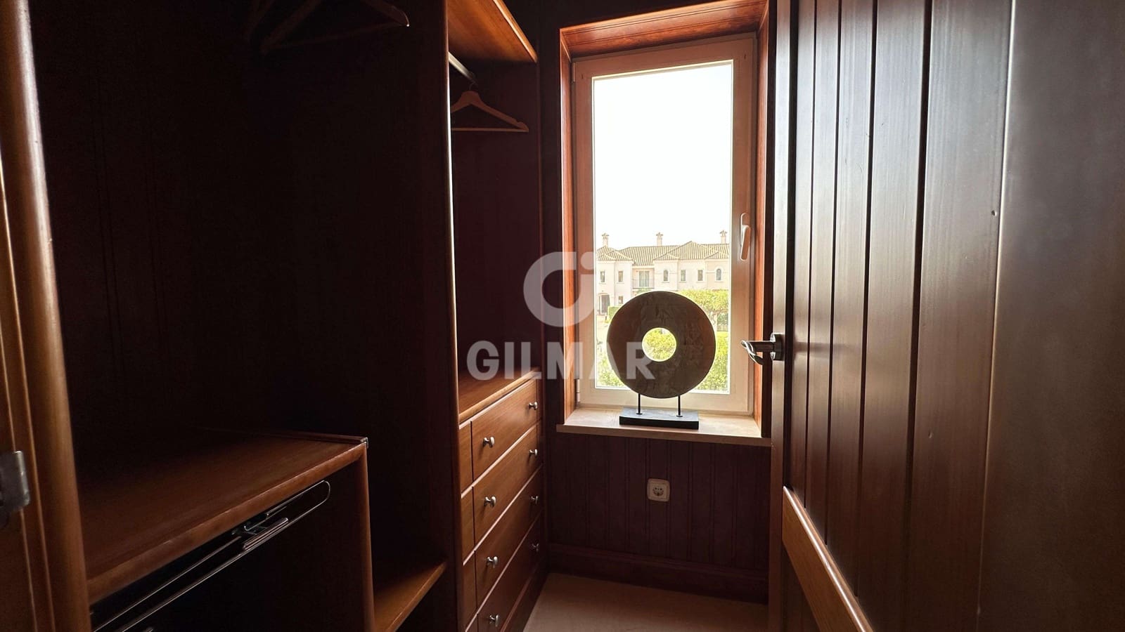 2 soveværelse Semi-Rækkehus til salg i Arcos de la Frontera med swimmingpool garage - € 295.000 (Ref: 9275253)