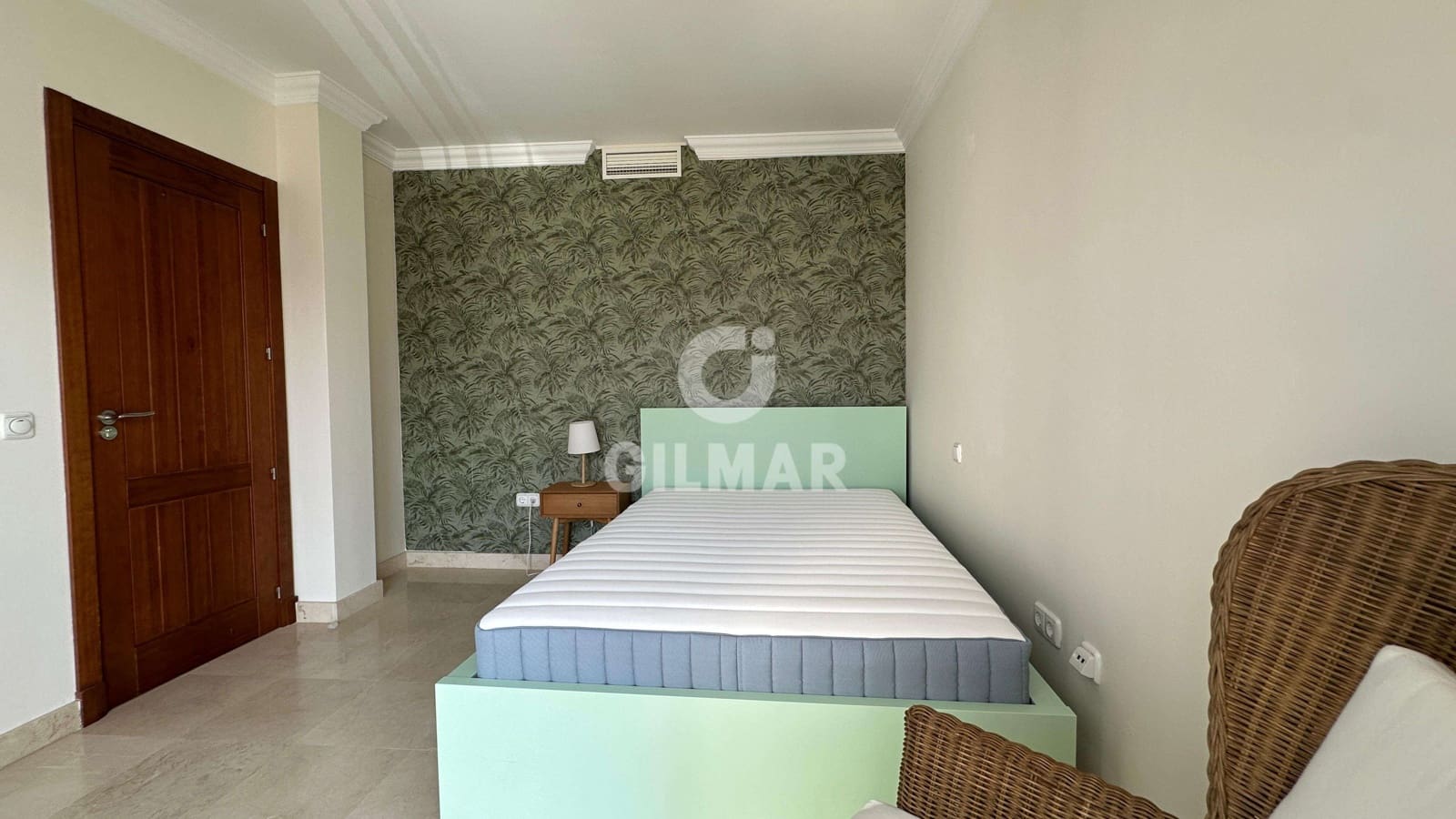 2 soveværelse Semi-Rækkehus til salg i Arcos de la Frontera med swimmingpool garage - € 295.000 (Ref: 9275253)