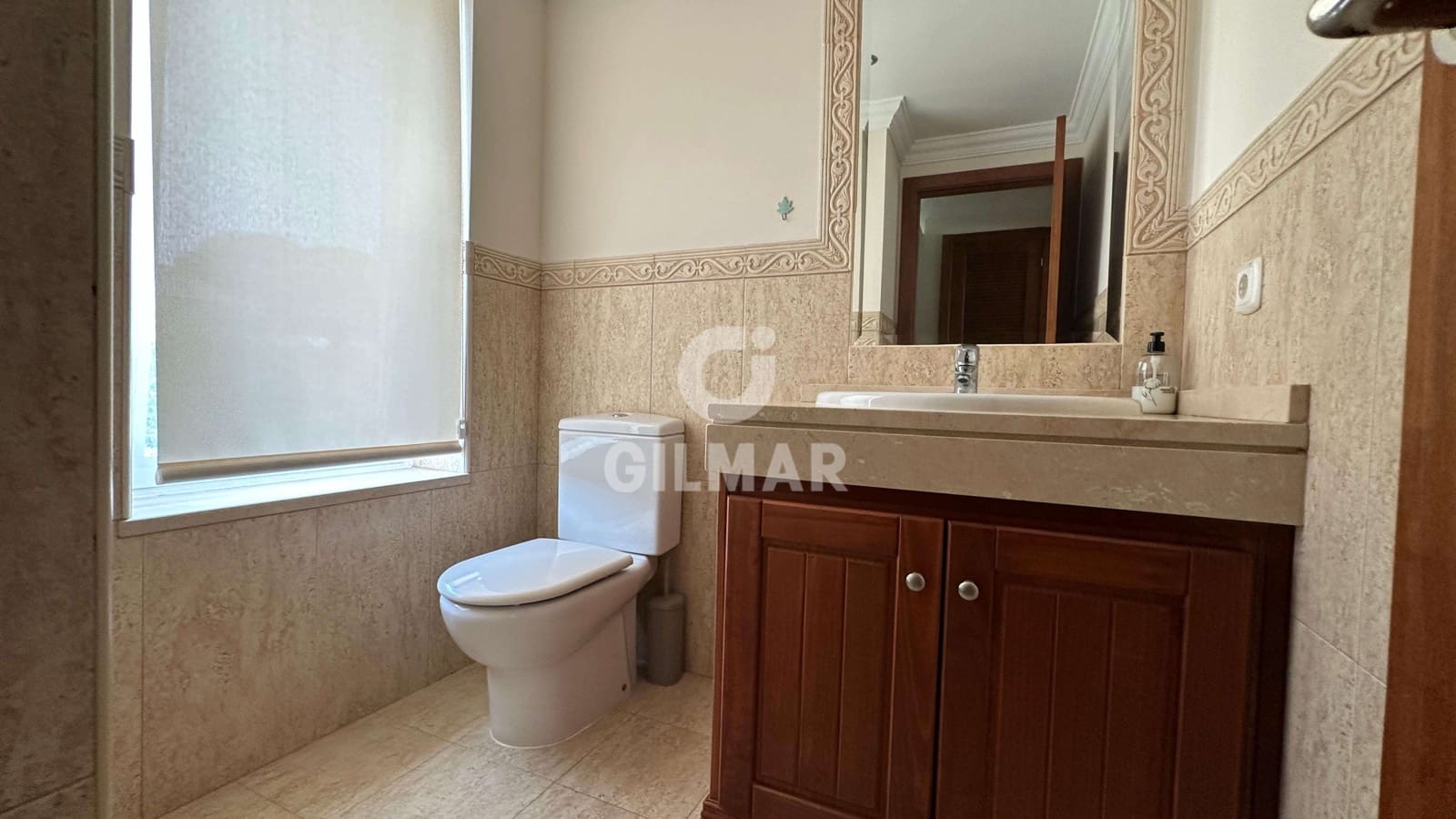 2 soveværelse Semi-Rækkehus til salg i Arcos de la Frontera med swimmingpool garage - € 295.000 (Ref: 9275253)