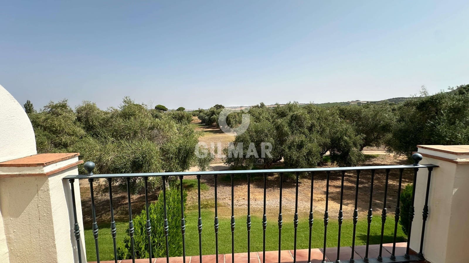 2 soveværelse Semi-Rækkehus til salg i Arcos de la Frontera med swimmingpool garage - € 295.000 (Ref: 9275253)