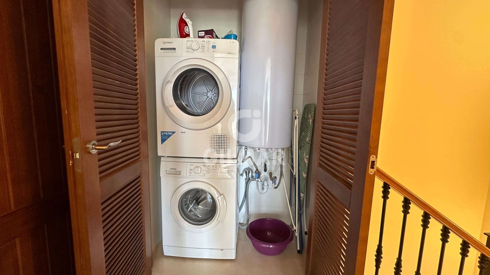 2 soveværelse Semi-Rækkehus til salg i Arcos de la Frontera med swimmingpool garage - € 295.000 (Ref: 9275253)