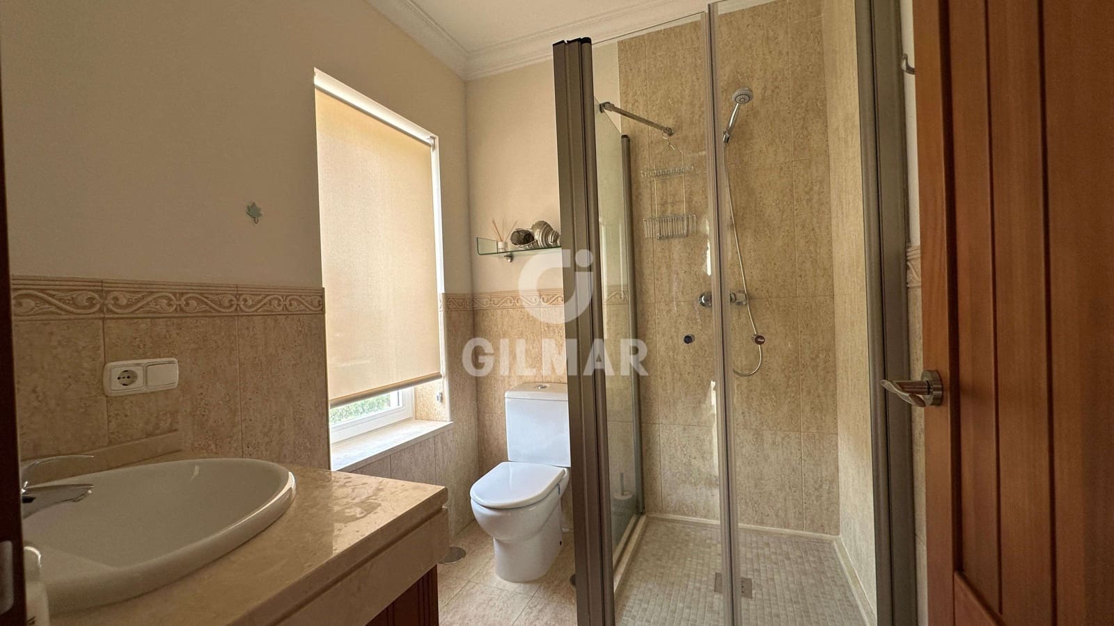 2 soveværelse Semi-Rækkehus til salg i Arcos de la Frontera med swimmingpool garage - € 295.000 (Ref: 9275253)