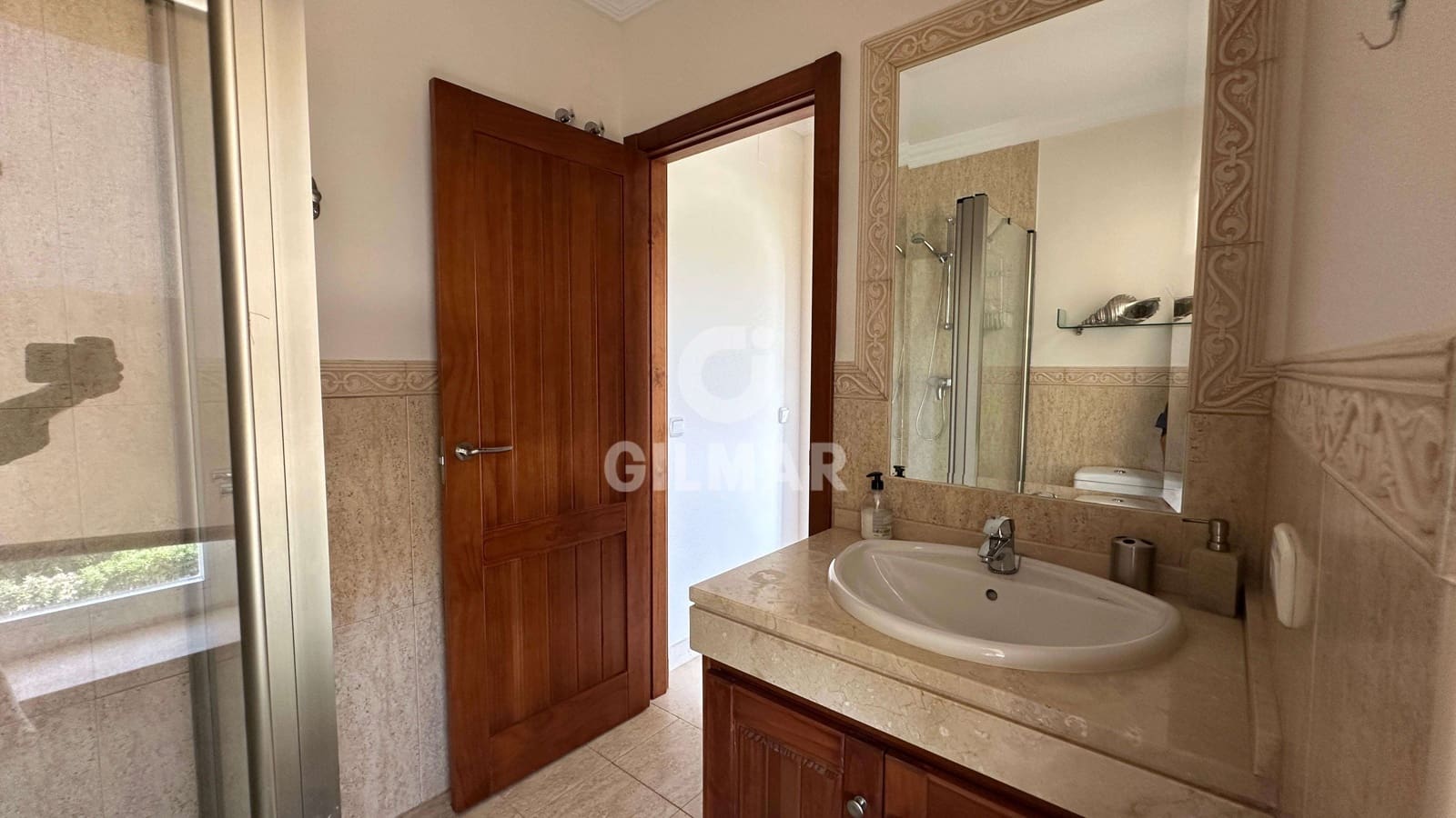 2 soveværelse Semi-Rækkehus til salg i Arcos de la Frontera med swimmingpool garage - € 295.000 (Ref: 9275253)