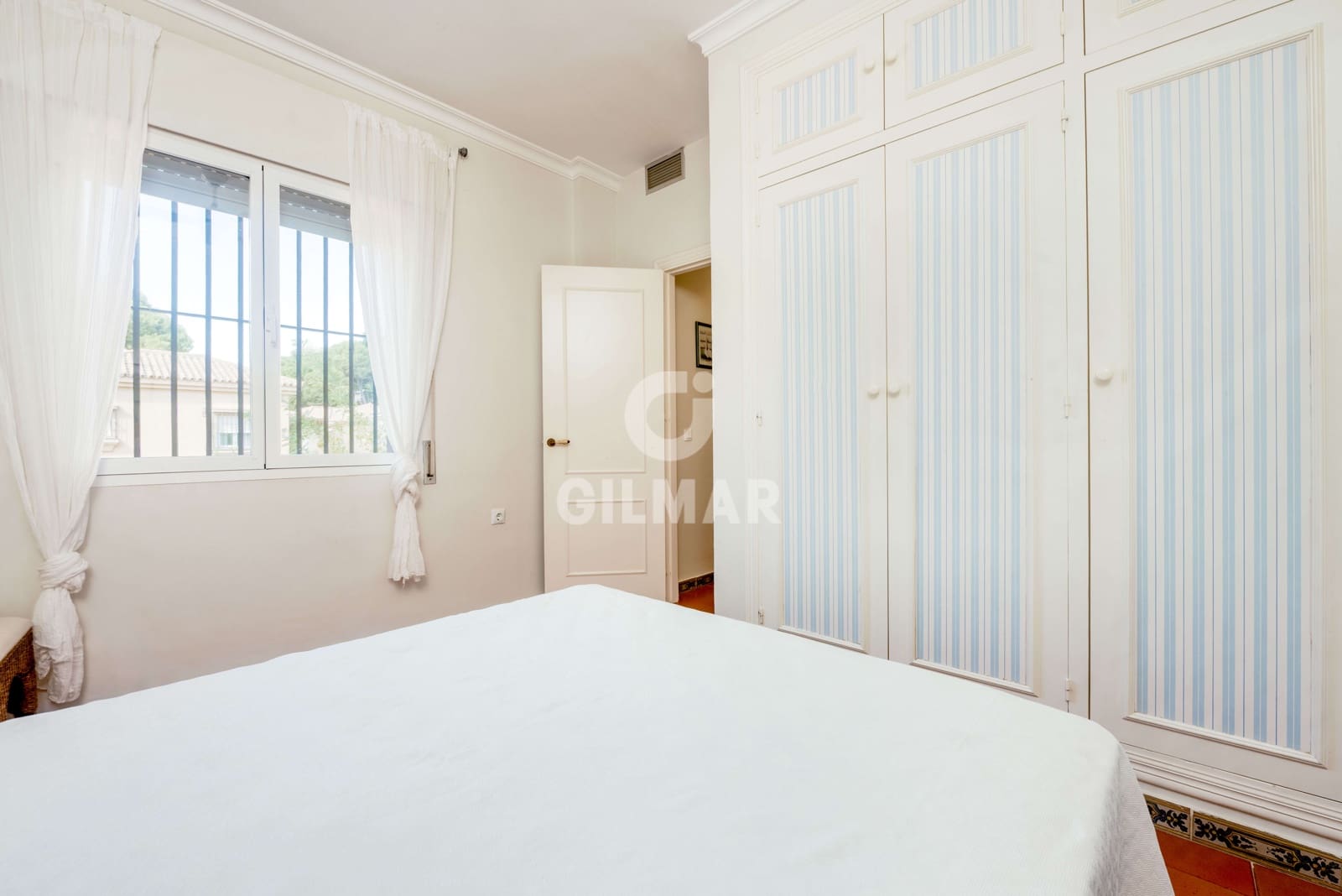 4 soveværelse Semi-Rækkehus til salg i El Puerto de Santa Maria med garage - € 720.000 (Ref: 9275257)