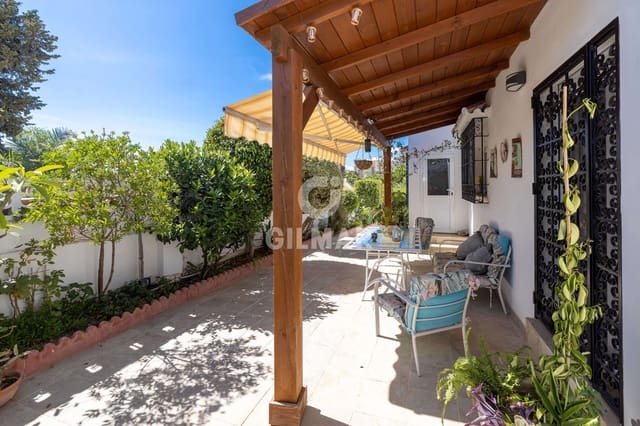 6 chambre Villa/Maison à vendre à Universidad Laboral, Malaga ville avec piscine garage - 1 550 000 € (Ref: 9275258)