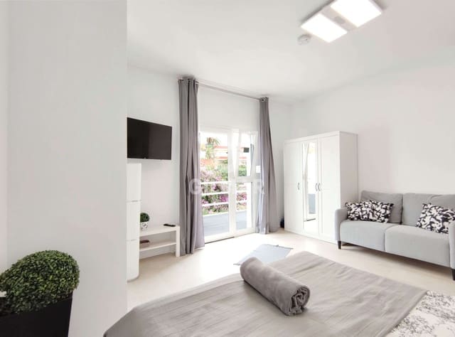 4 soverom Villa til salgs i Puerto de la Cruz med garasje - € 985 000 (Ref: 9275259)