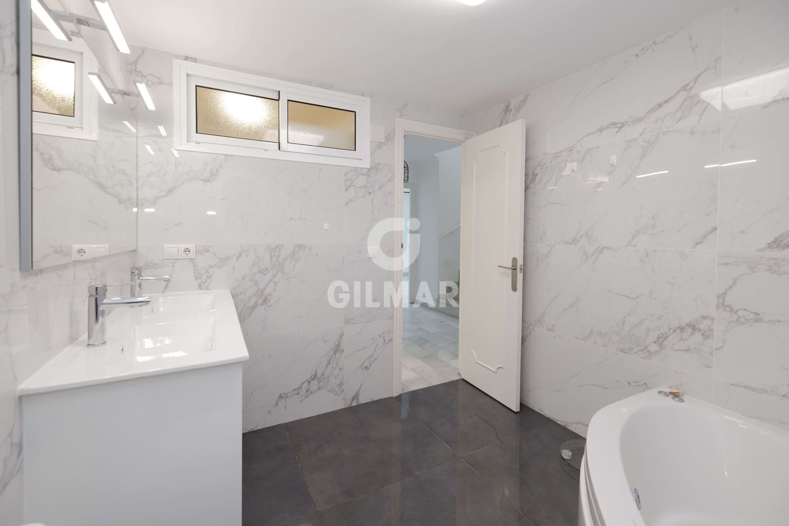 3 Zimmer Wohnung zu verkaufen in Mijas mit Pool - 339.000 € (Ref: 9278546)