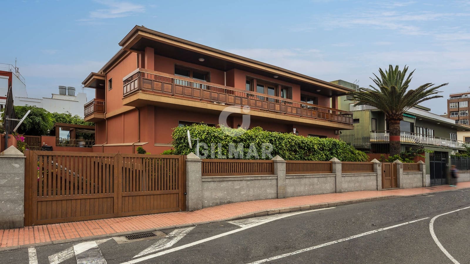 6 sovrum Villa till salu i Las Palmas de Gran Canaria med pool garage - 1 800 000 € (Ref: 9278548)