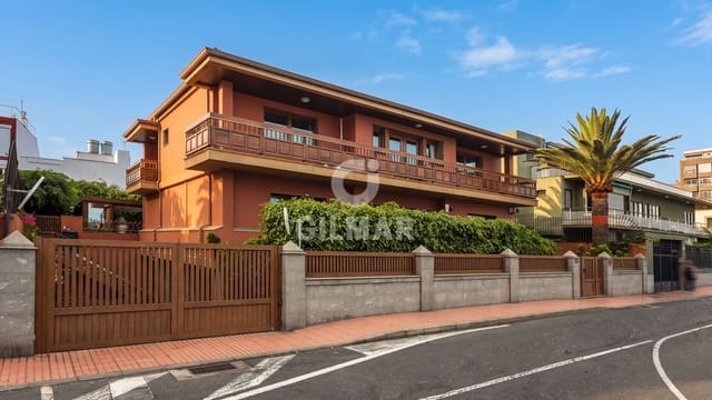 6 slaapkamer Villa te koop in Ciudad Jardín, Las Palmas de Gran Canaria met zwembad garage - € 1.800.000 (Ref: 9278548)