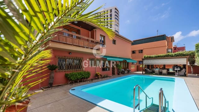 6 slaapkamer Villa te koop in Ciudad Jardín, Las Palmas de Gran Canaria met zwembad garage - € 1.800.000 (Ref: 9278548)