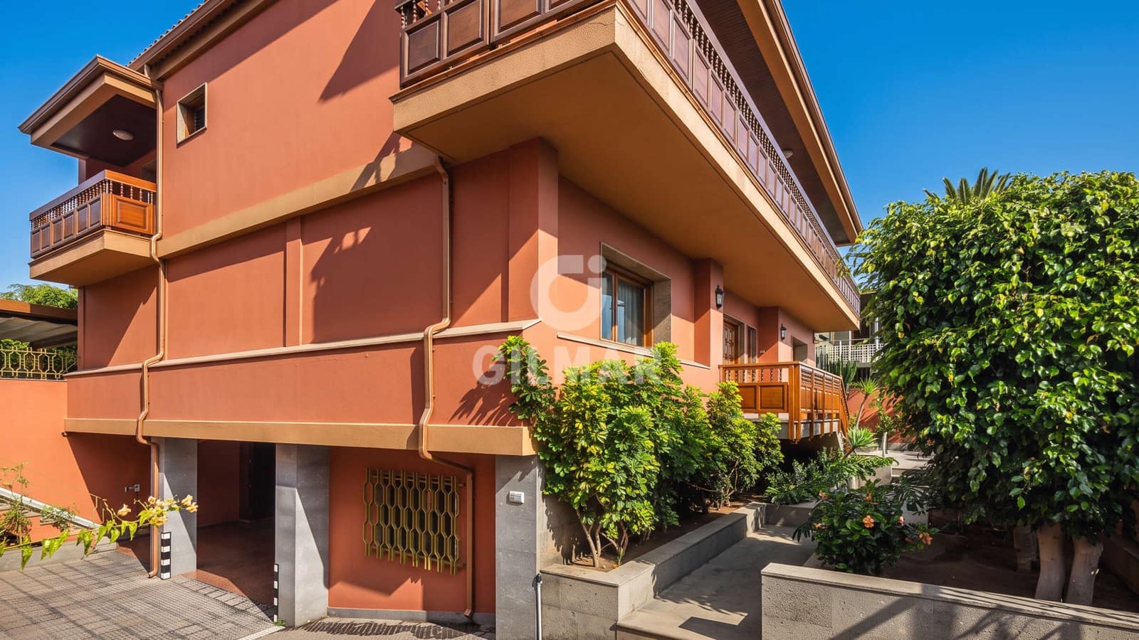 6 soveværelse Villa til salg i Las Palmas de Gran Canaria med swimmingpool garage - € 1.800.000 (Ref: 9278548)