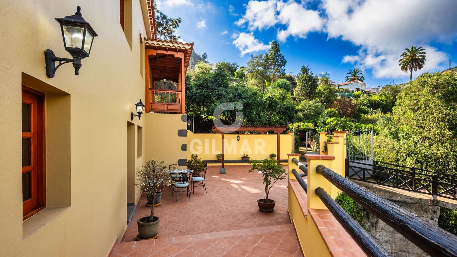 3 slaapkamer Villa te koop in Teror met zwembad - € 765.000 (Ref: 9278549)