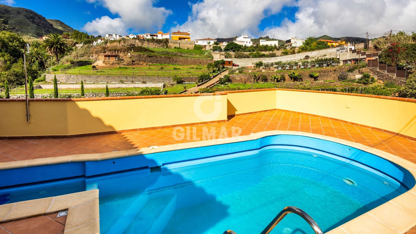 3 slaapkamer Villa te koop in Teror met zwembad - € 765.000 (Ref: 9278549)