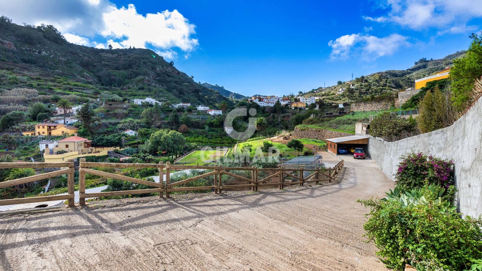 3 slaapkamer Villa te koop in Teror met zwembad - € 765.000 (Ref: 9278549)