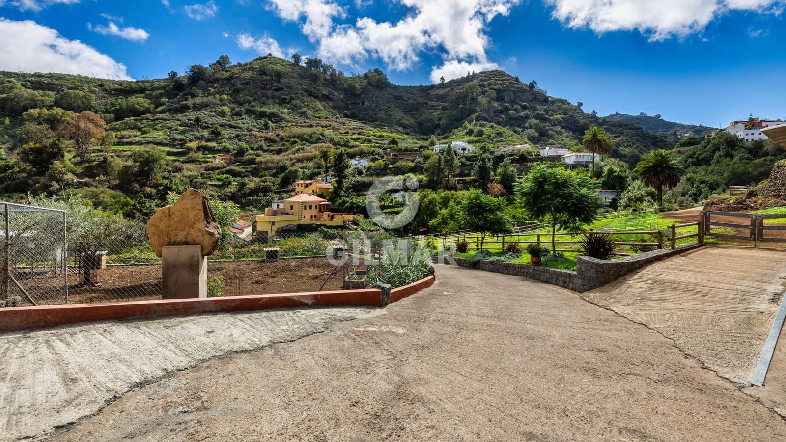 3 slaapkamer Villa te koop in Teror met zwembad - € 765.000 (Ref: 9278549)