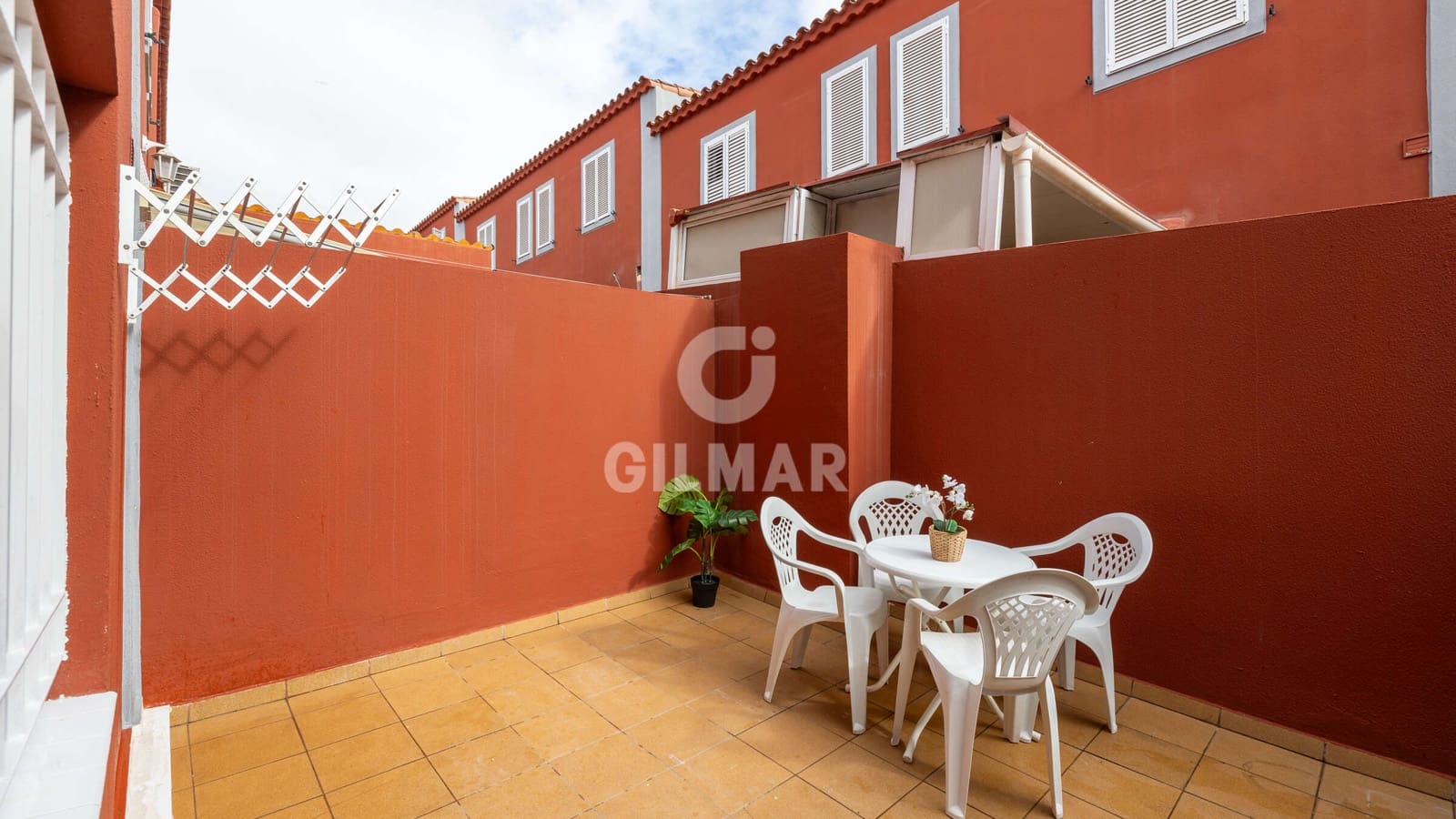 3 soveværelse Rækkehus til salg i Las Palmas de Gran Canaria - € 290.000 (Ref: 9278552)