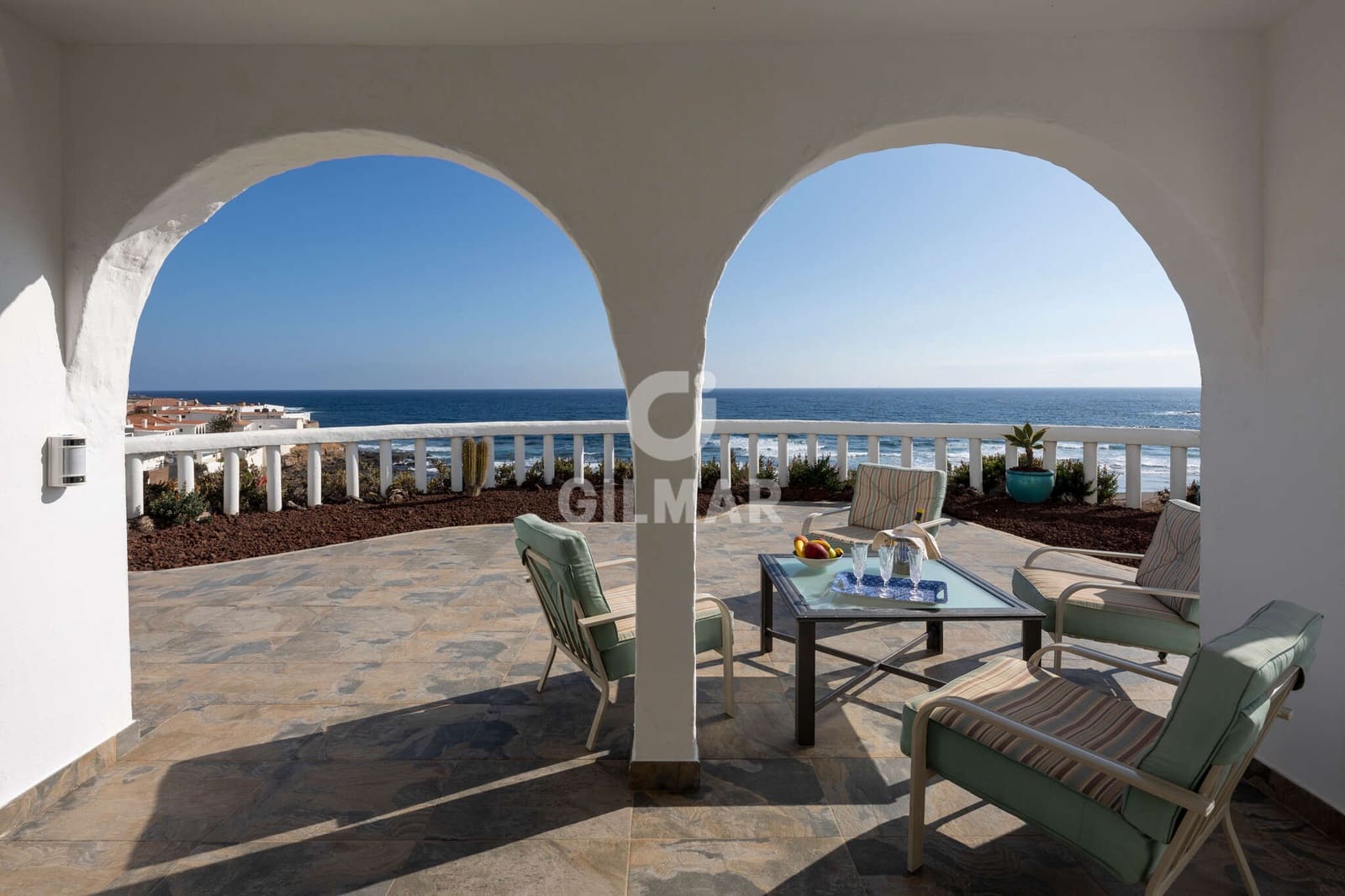 5 slaapkamer Villa te koop in Playa del Hombre met zwembad garage - € 1.665.000 (Ref: 9278554)