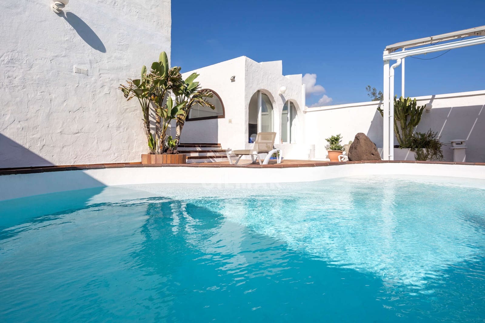 5 slaapkamer Villa te koop in Playa del Hombre met zwembad garage - € 1.665.000 (Ref: 9278554)