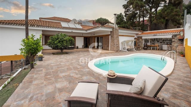 5 chambre Villa/Maison à vendre à Santa Brígida avec piscine garage - 795 000 € (Ref: 9278555)