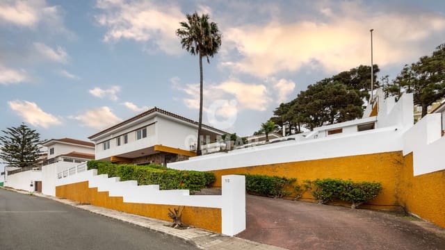 5 chambre Villa/Maison à vendre à Santa Brígida avec piscine garage - 795 000 € (Ref: 9278555)