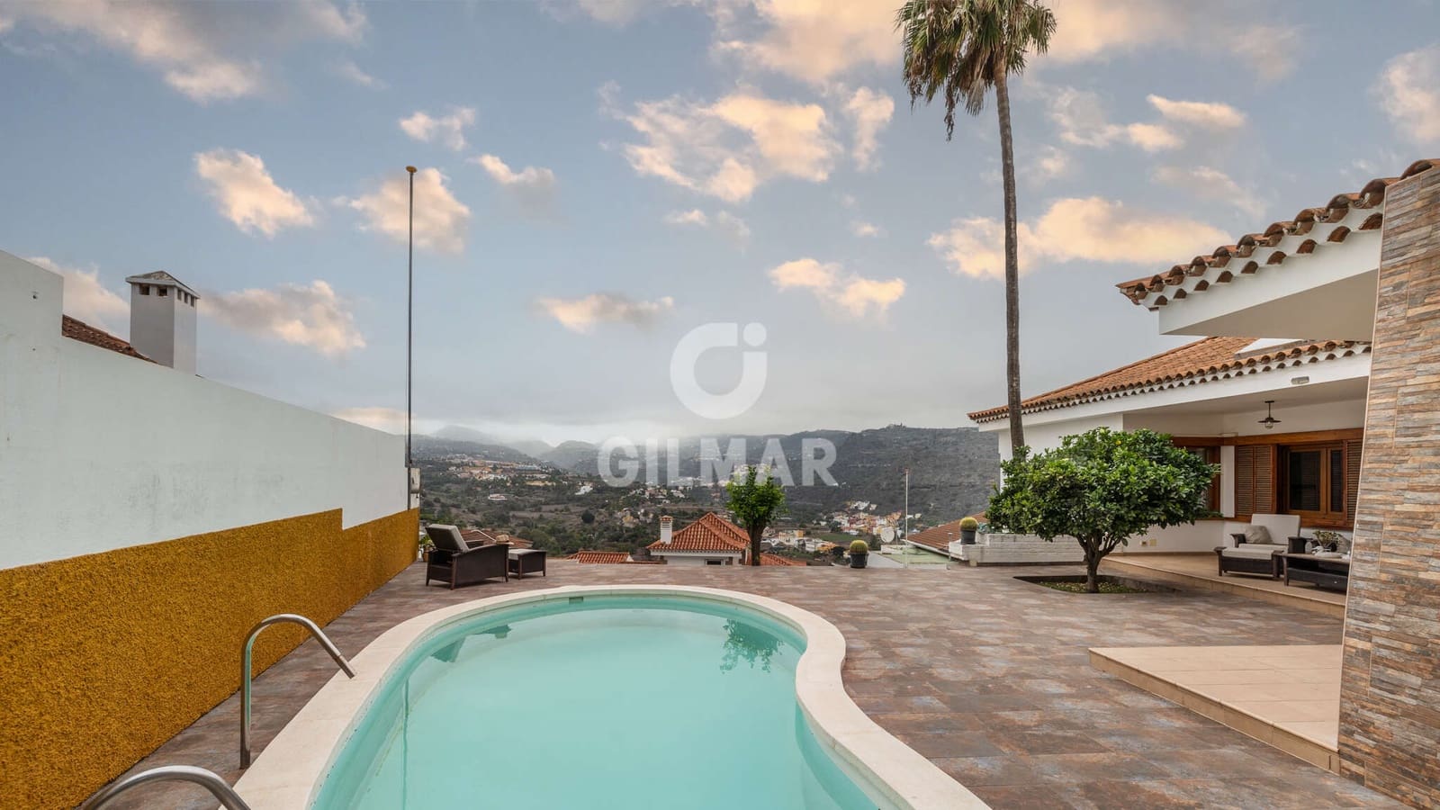 5 chambre Villa/Maison à vendre à Santa Brigida avec piscine garage - 795 000 € (Ref: 9278555)