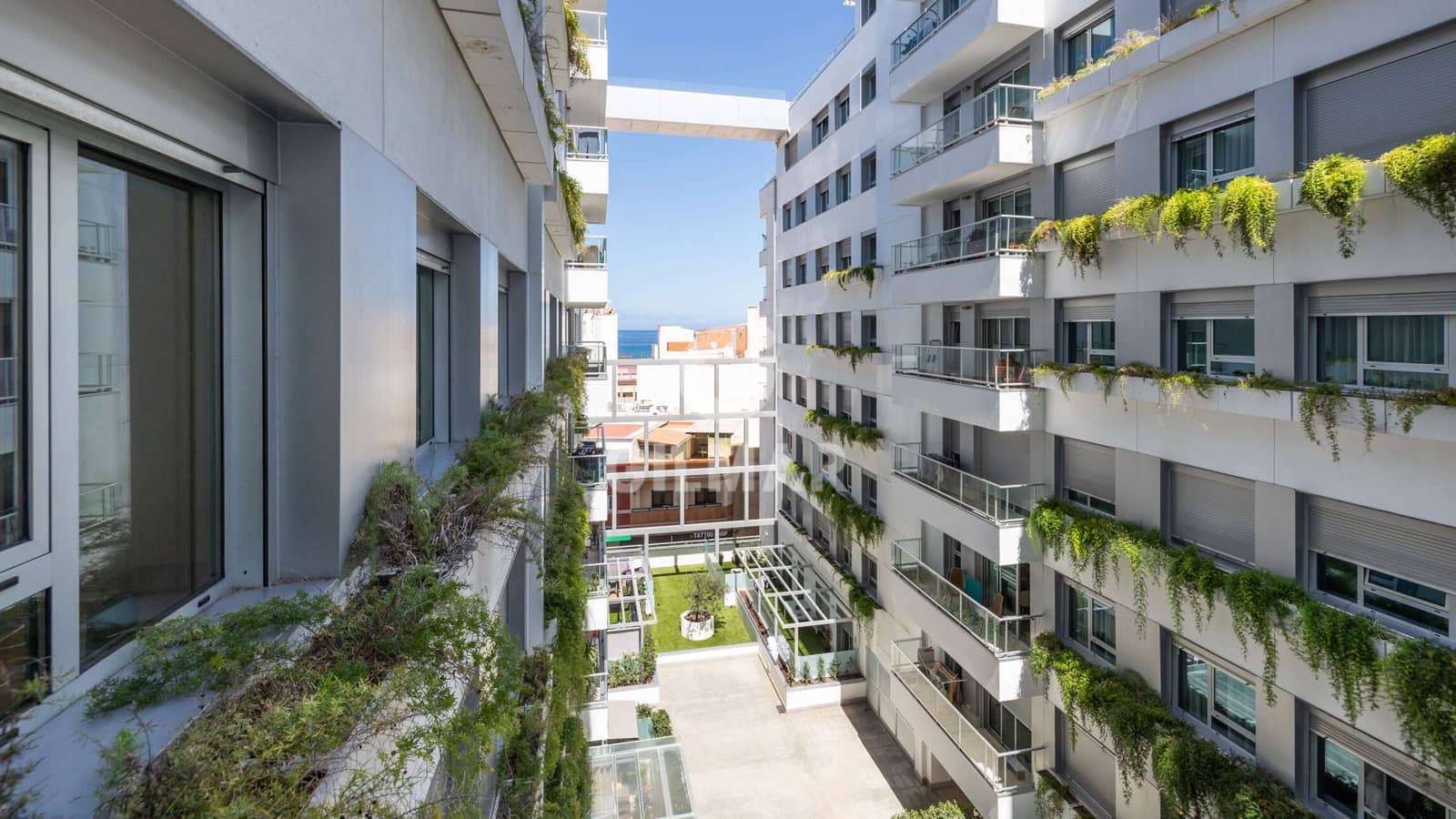 3 soverom Leilighet til salgs i Las Palmas de Gran Canaria med svømmebasseng garasje - € 500 000 (Ref: 9278560)