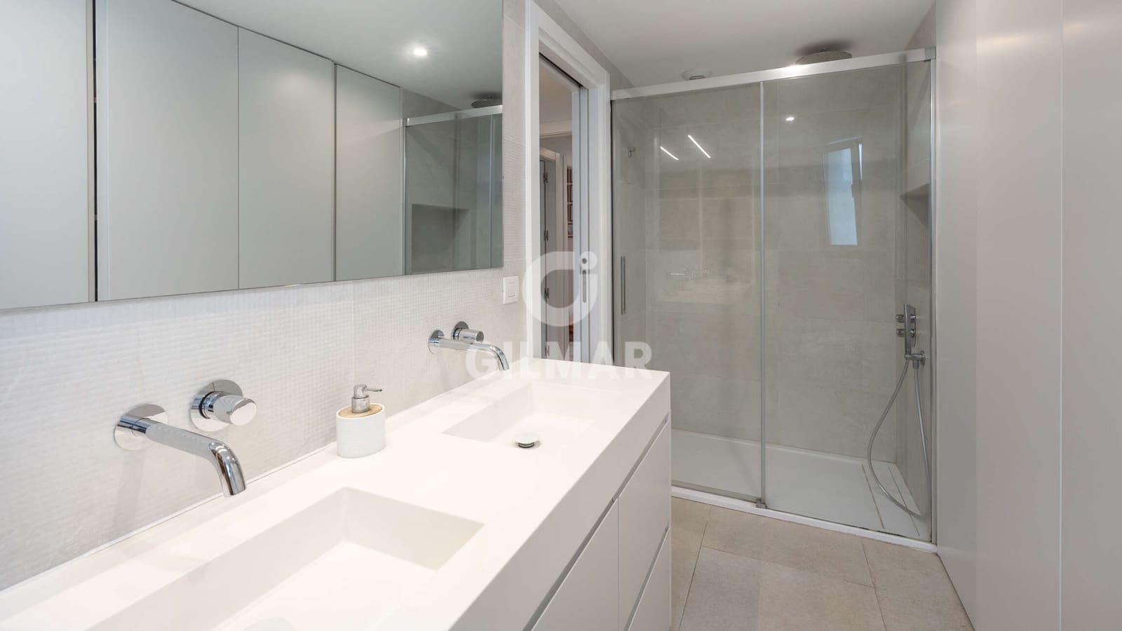 3 soverom Leilighet til salgs i Las Palmas de Gran Canaria med svømmebasseng garasje - € 500 000 (Ref: 9278560)