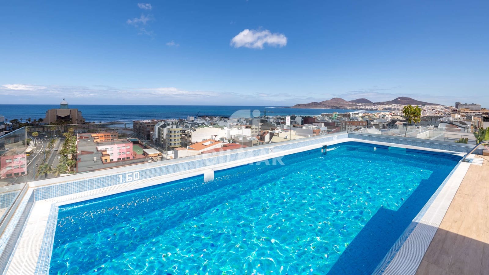 3 soverom Leilighet til salgs i Las Palmas de Gran Canaria med svømmebasseng garasje - € 500 000 (Ref: 9278560)