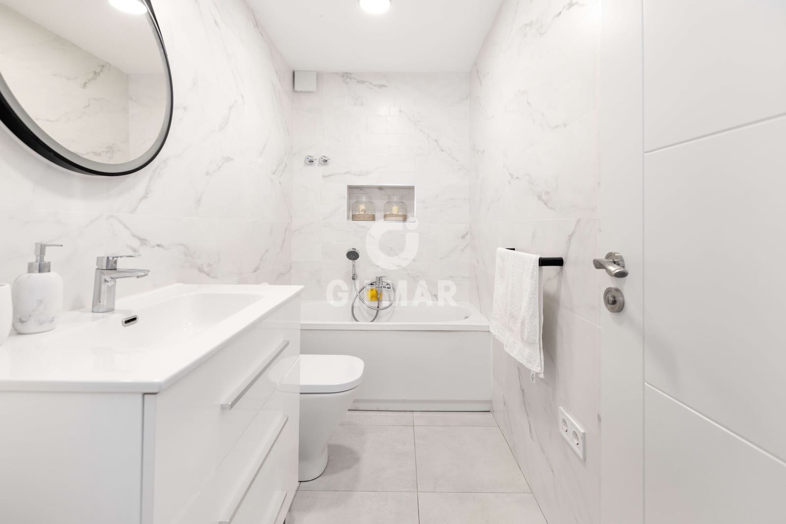 3 chambre Villa/Maison Mitoyenne à vendre à Arroyo de la Miel - 379 500 € (Ref: 9282670)