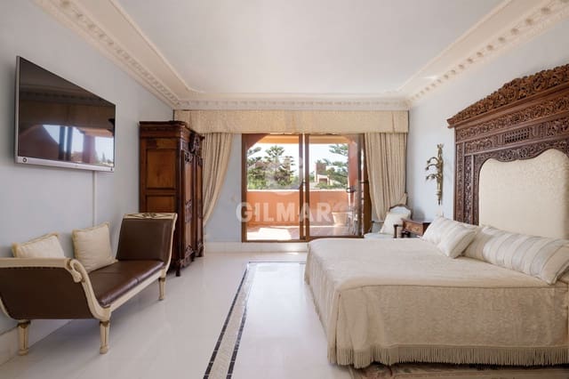 Piso de 5 habitaciones en Guadalmina Baja, Marbella en venta con piscina garaje - 2.295.000 € (Ref: 9282899)