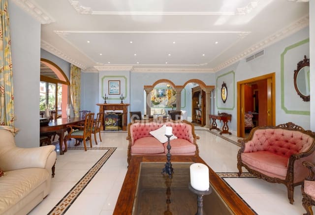 Piso de 5 habitaciones en Guadalmina Baja, Marbella en venta con piscina garaje - 2.295.000 € (Ref: 9282899)