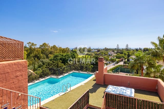 Piso de 5 habitaciones en Guadalmina Baja, Marbella en venta con piscina garaje - 2.295.000 € (Ref: 9282899)