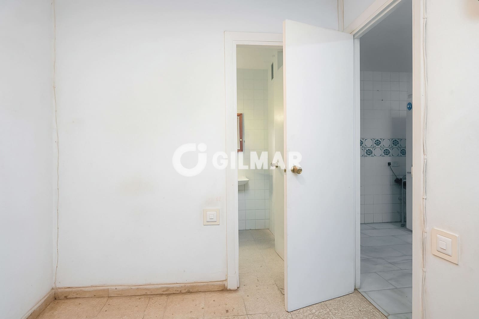 4 soveværelse Lejlighed til salg i Cadiz by med garage - € 510.000 (Ref: 9282900)