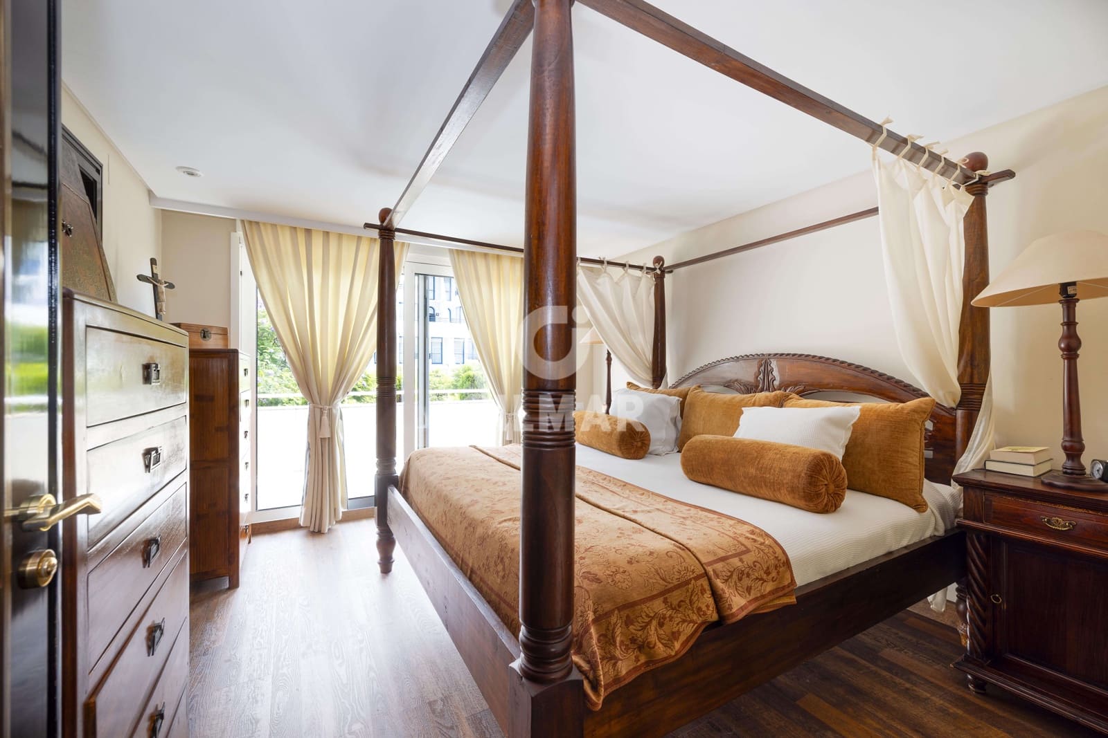 4 soveværelse Lejlighed til salg i Marbella med swimmingpool garage - € 2.550.000 (Ref: 9283060)