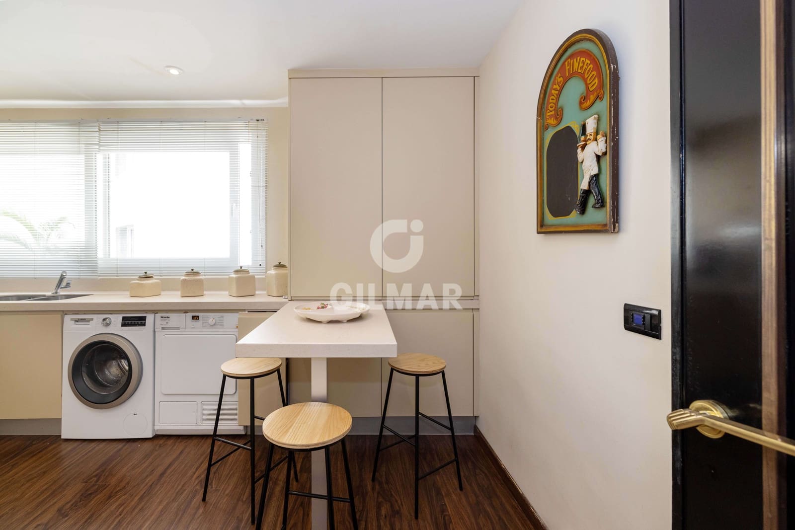 4 soveværelse Lejlighed til salg i Marbella med swimmingpool garage - € 2.550.000 (Ref: 9283060)