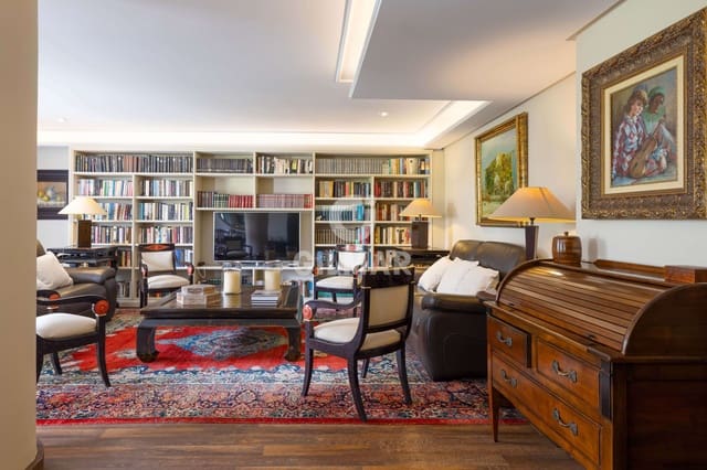 4 bedroom Flat for sale in Ricardo Soriano, Marbella with pool garage - € 2,550,000 (Ref: 9283060)