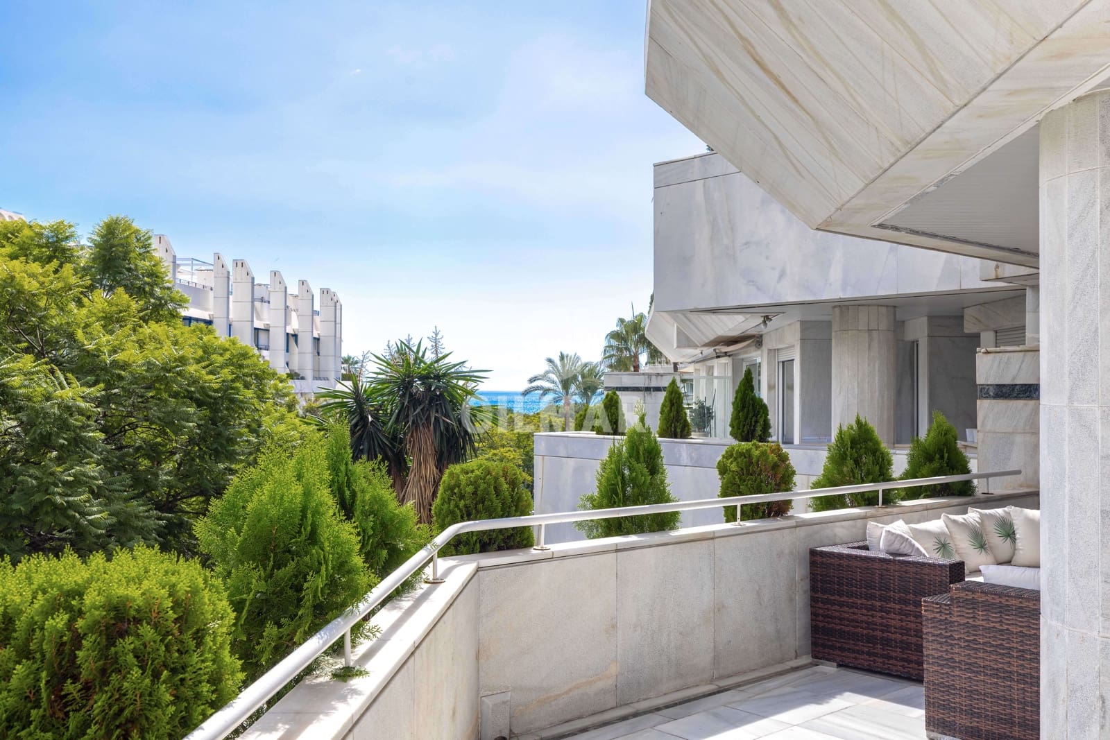 4 soveværelse Lejlighed til salg i Marbella med swimmingpool garage - € 2.550.000 (Ref: 9283060)