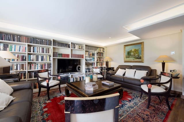 4 bedroom Flat for sale in Ricardo Soriano, Marbella with pool garage - € 2,550,000 (Ref: 9283060)