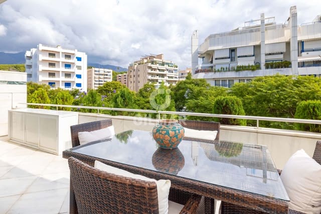 4 bedroom Flat for sale in Ricardo Soriano, Marbella with pool garage - € 2,550,000 (Ref: 9283060)