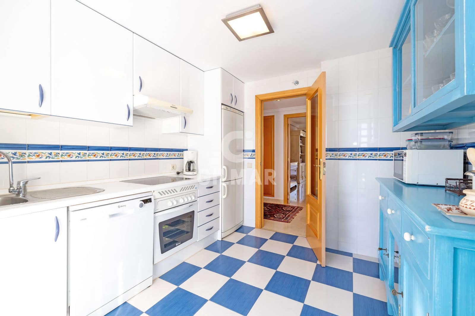 3 soverom Leilighet til salgs i Estepona med svømmebasseng garasje - € 485 000 (Ref: 9288275)