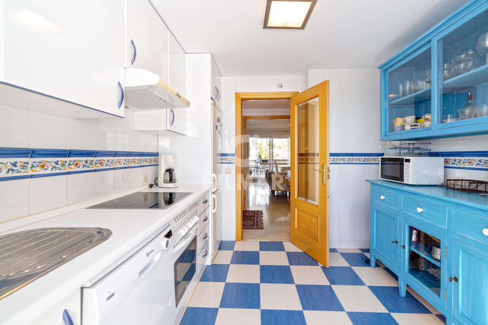 3 soverom Leilighet til salgs i Estepona med svømmebasseng garasje - € 485 000 (Ref: 9288275)