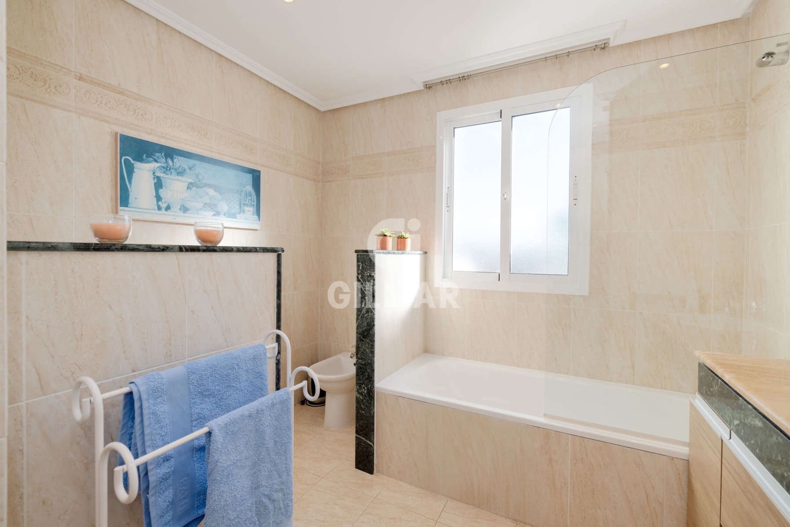 3 soverom Leilighet til salgs i Estepona med svømmebasseng garasje - € 485 000 (Ref: 9288275)