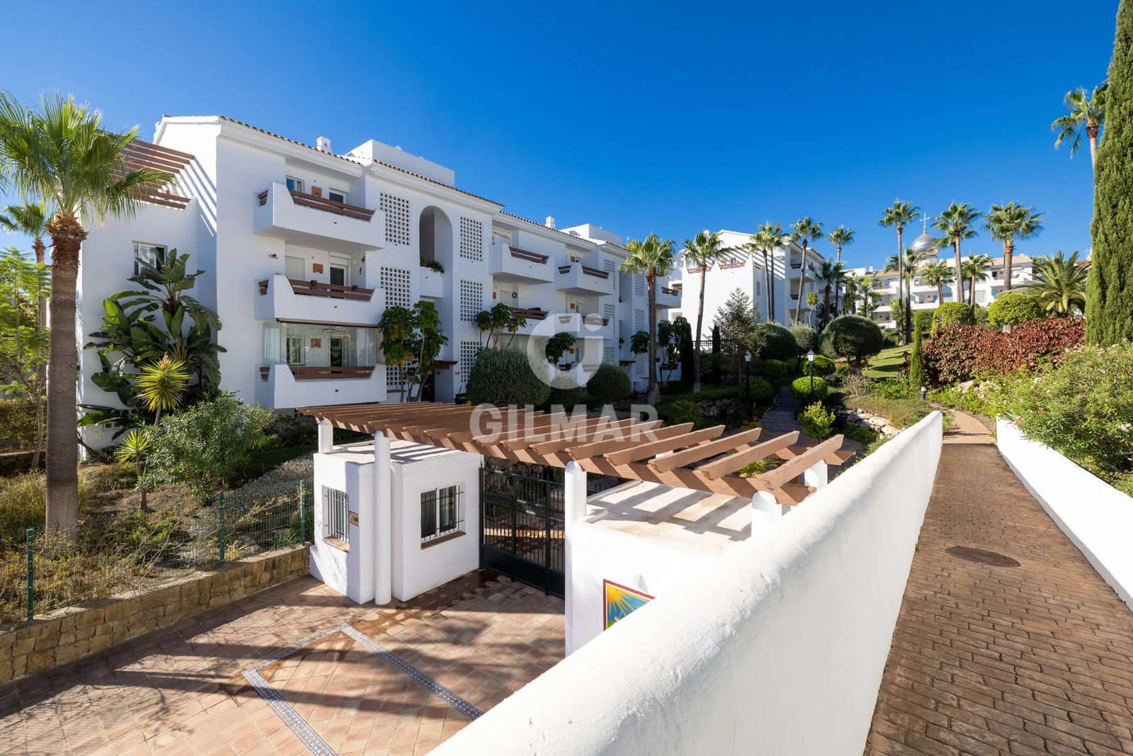 3 soverom Leilighet til salgs i Estepona med svømmebasseng garasje - € 485 000 (Ref: 9288275)