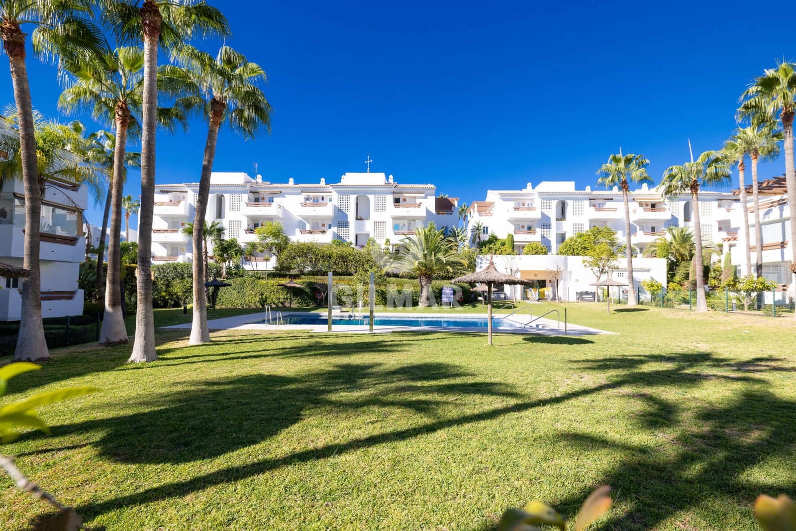 3 soverom Leilighet til salgs i Estepona med svømmebasseng garasje - € 485 000 (Ref: 9288275)
