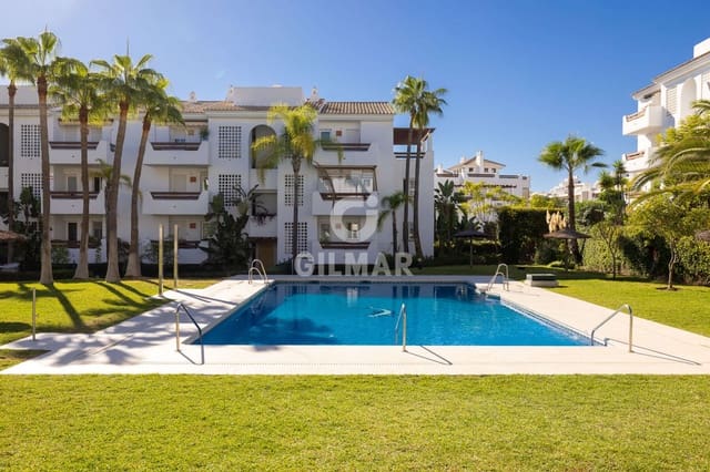 3 soverom Leilighet til salgs i La Concha - Resina Golf, Estepona med svømmebasseng garasje - € 485 000 (Ref: 9288275)
