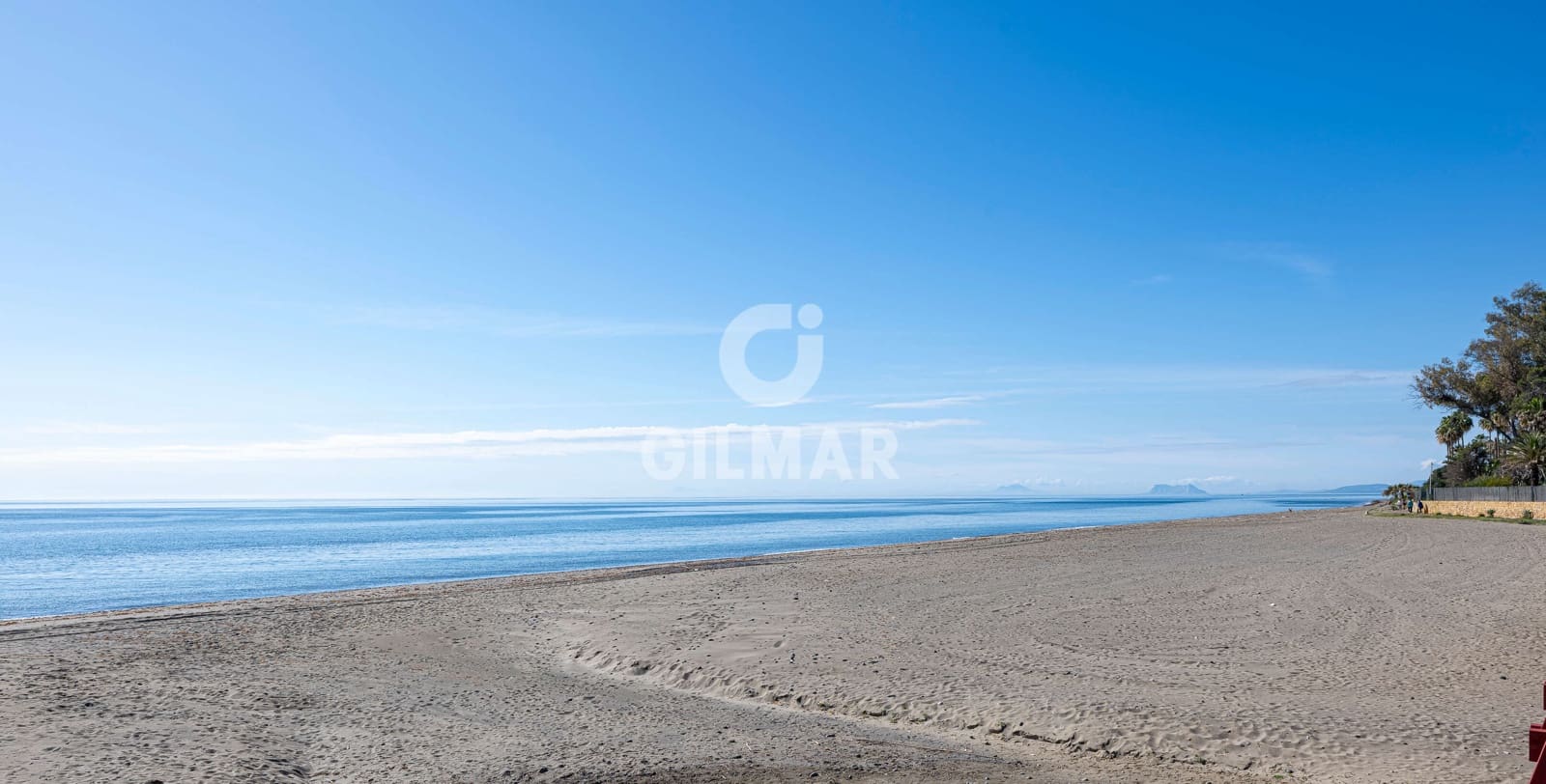 3 sovrum Takvåning till salu i Estepona med pool - 2 995 000 € (Ref: 9293424)