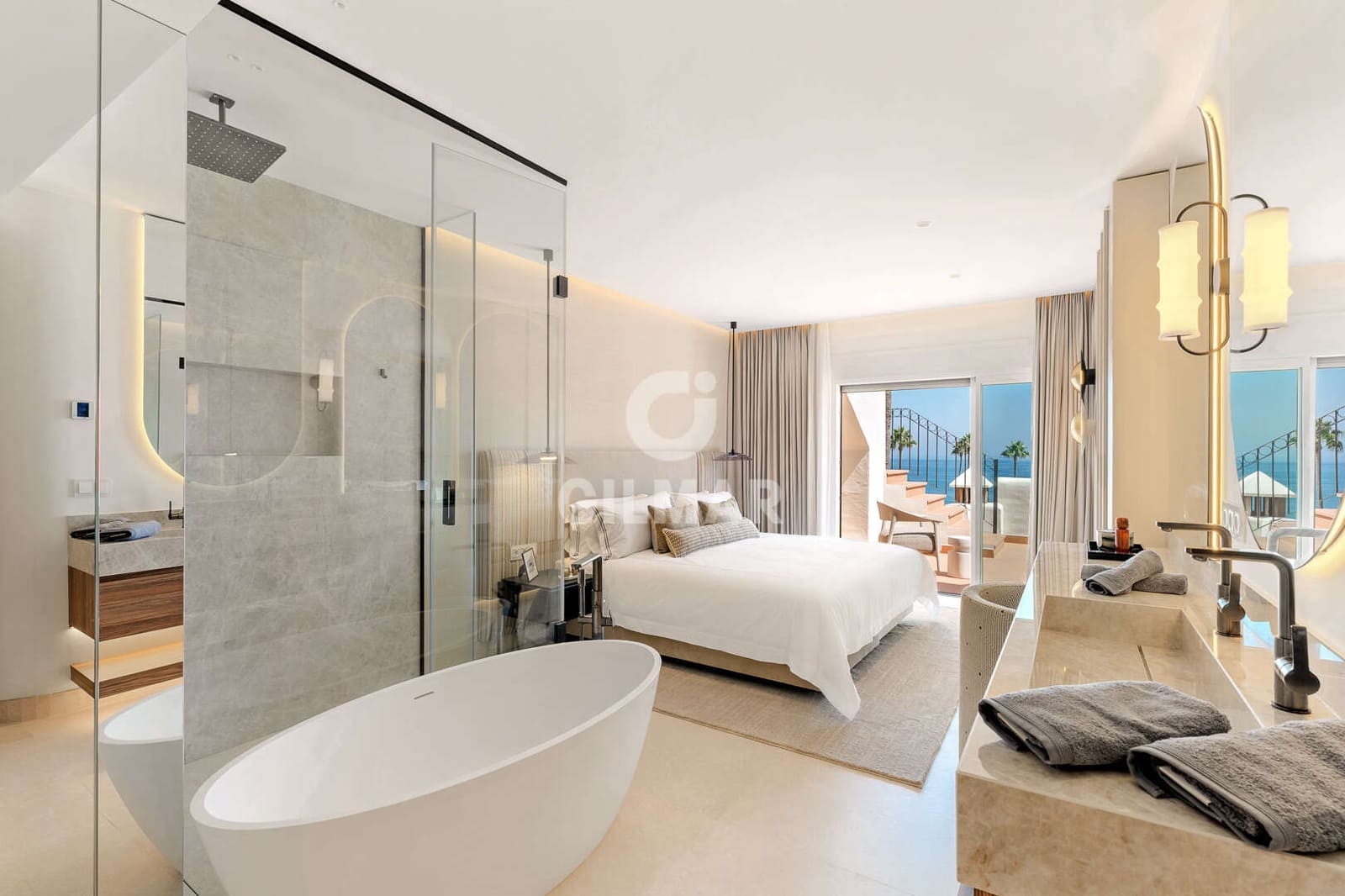 3 sovrum Takvåning till salu i Estepona med pool - 2 995 000 € (Ref: 9293424)